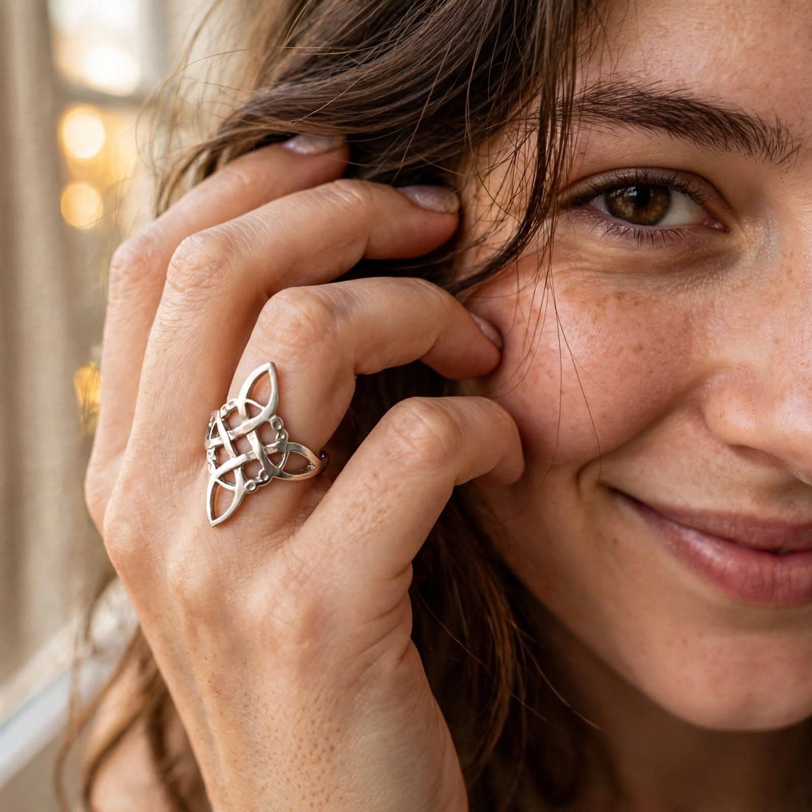 Anillo Nudo de Brujas de Plata 925 – Amuleto
